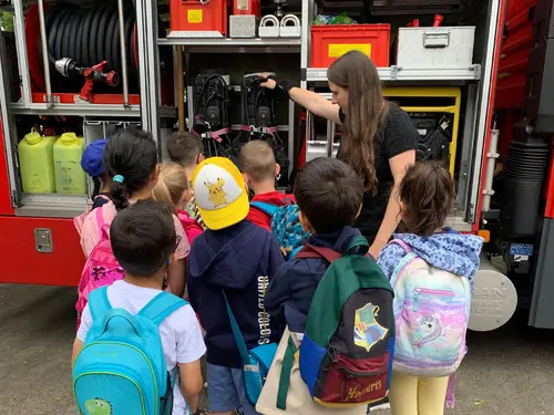 Kindergarten zu Besuch bei der Kinderfeuerwehr Ölper